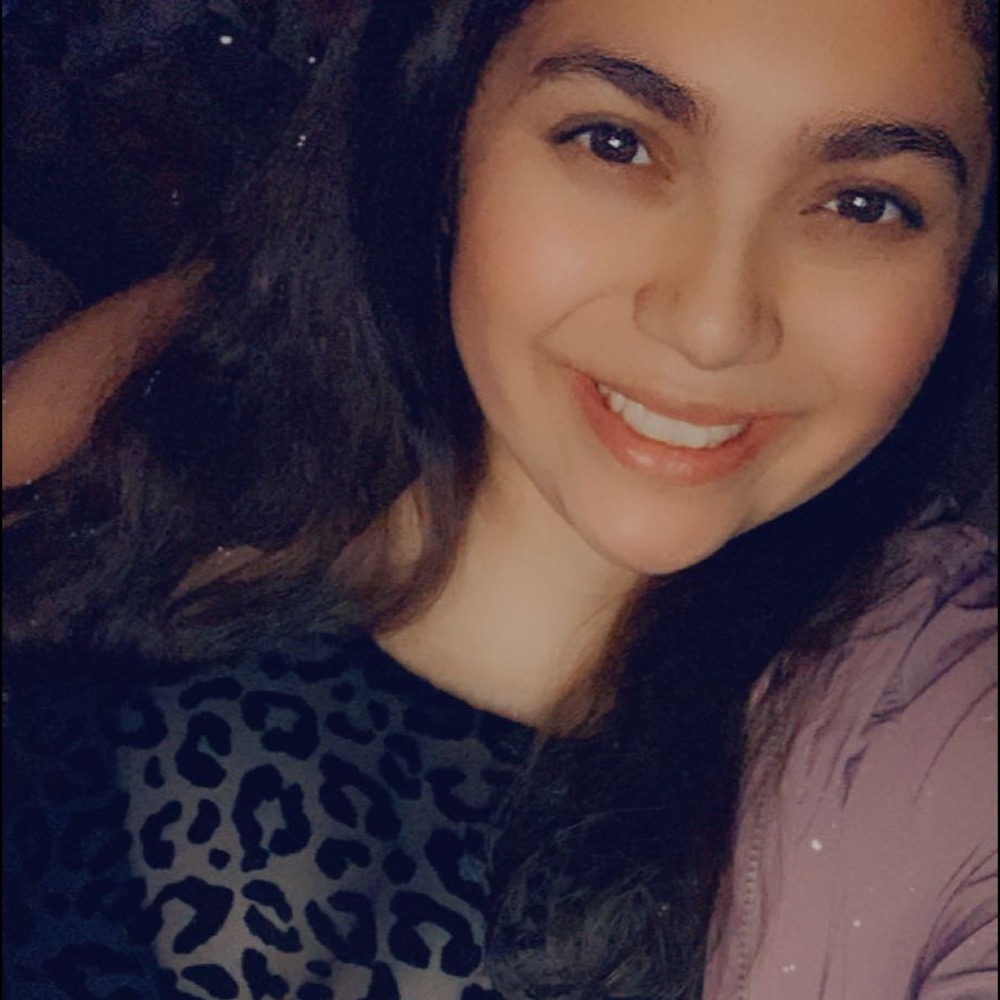 Meet your Posher, Jasmine